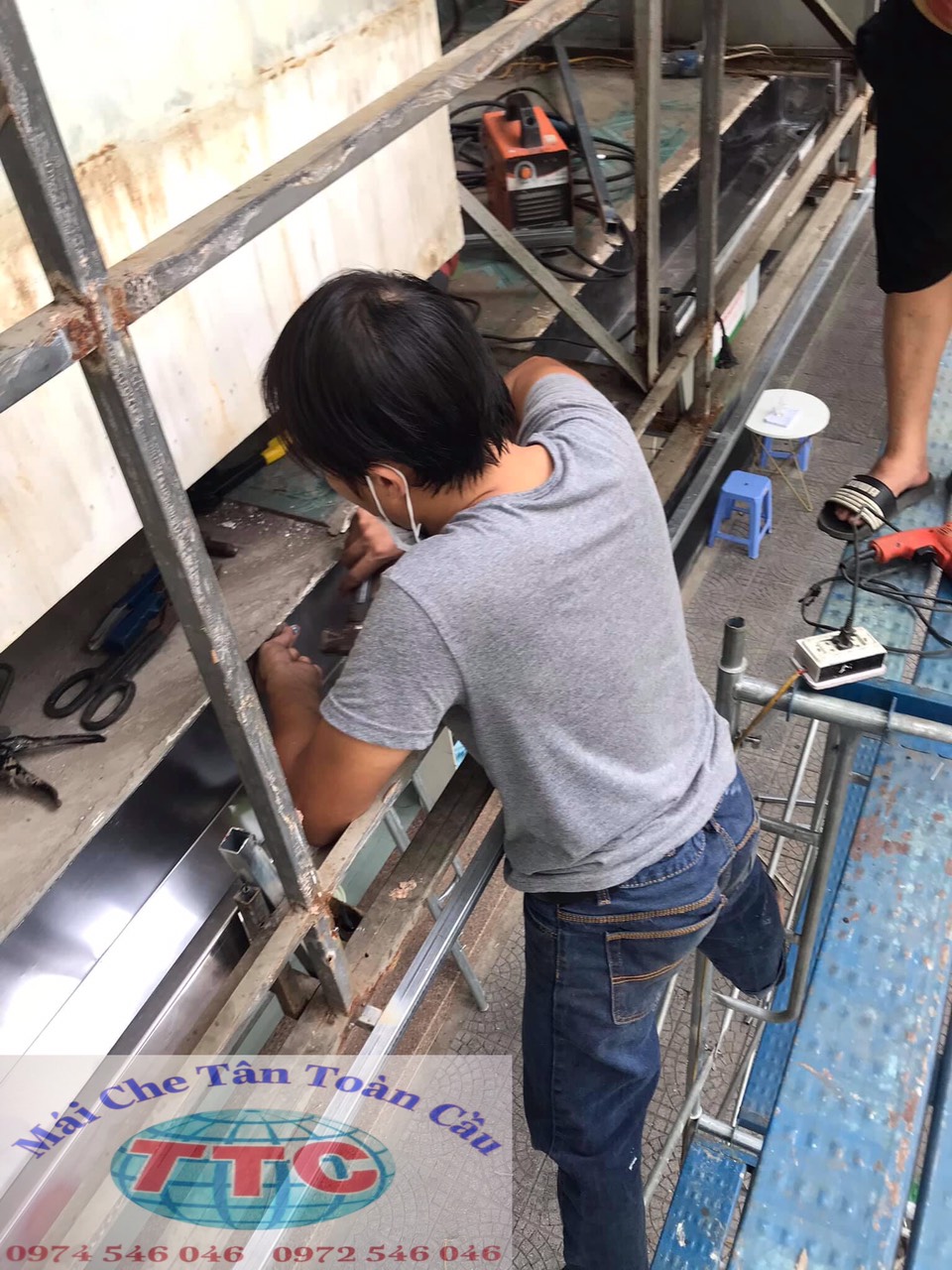 BẢNG HIỆU HỘP ĐÈN - QUẢNG CÁO 1