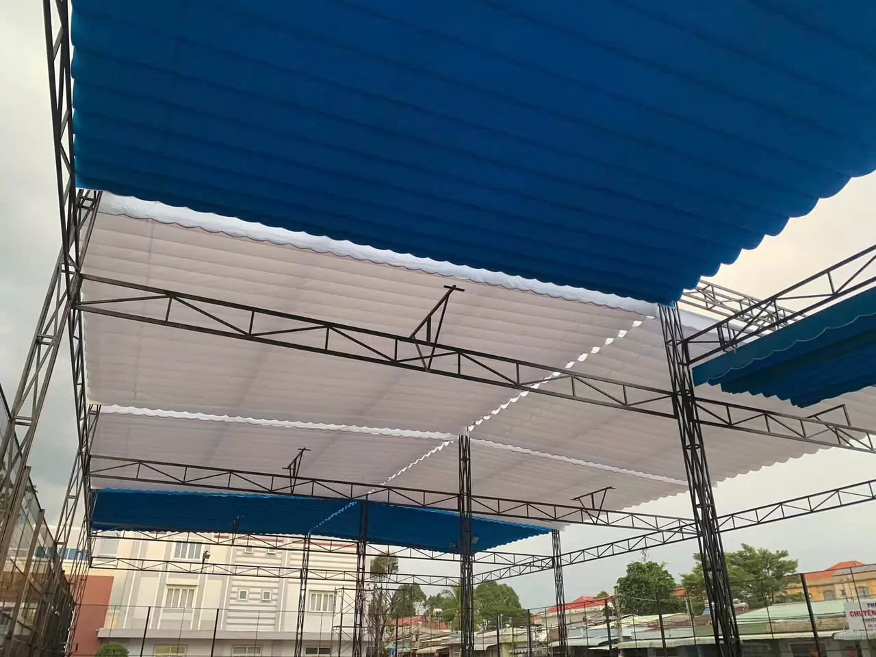 BÁO GIÁ MÁI HIÊN GIÁ RẺ TẠI QUẬN 12 – UY TÍN, CHẤT LƯỢNG, THI CÔNG NHANH CHÓNG-4